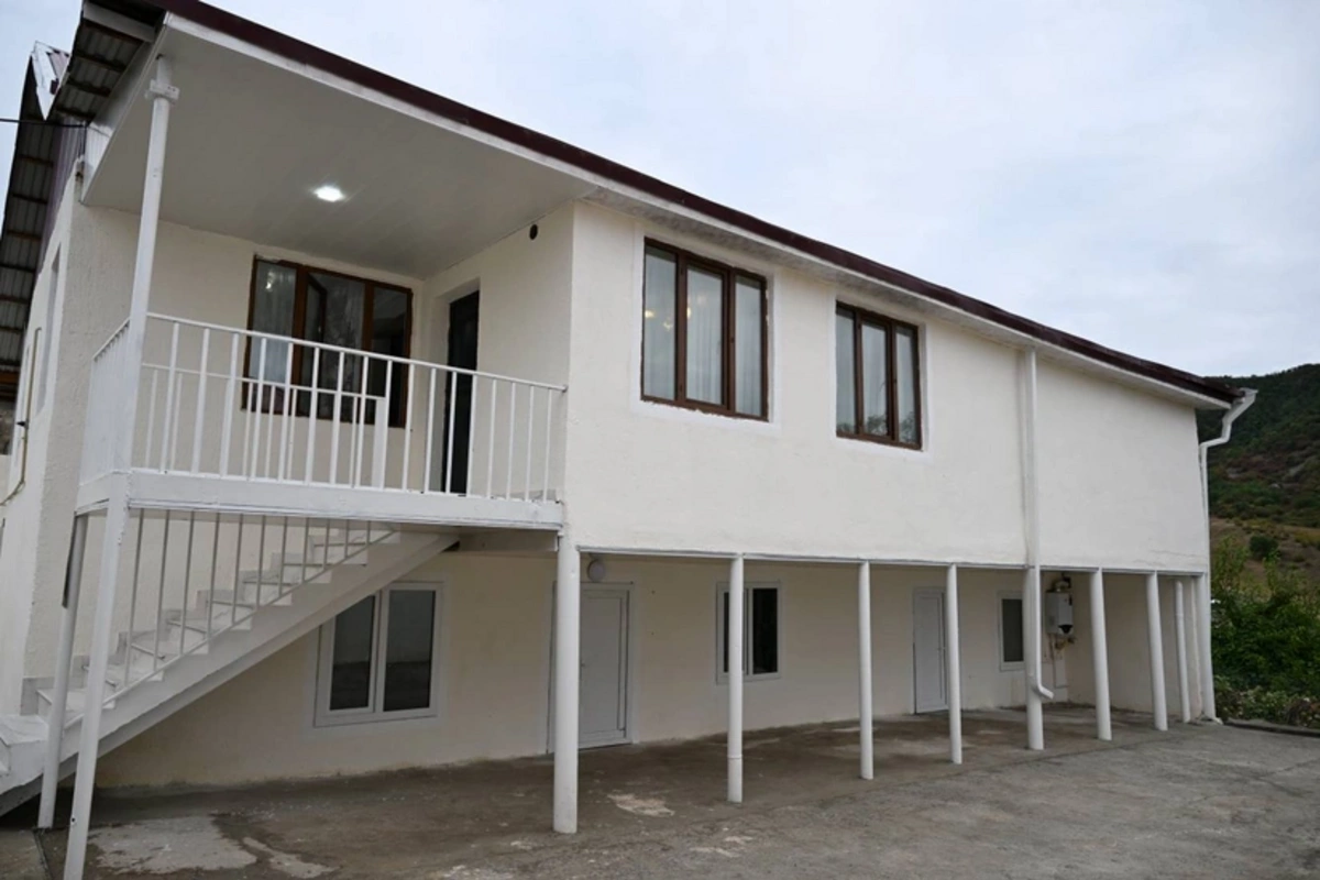 Seyidbəyli kəndinə ilkin mərhələdə 31 nəfərdən ibarət 9 ailə köçüb