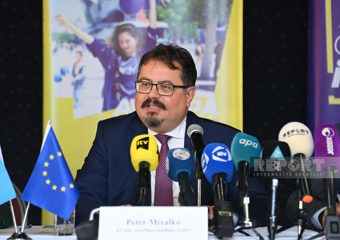 Səfir: “Aİ ərazilərin minalardan təmizlənməsi işində Azərbaycanı dəstəkləyir”