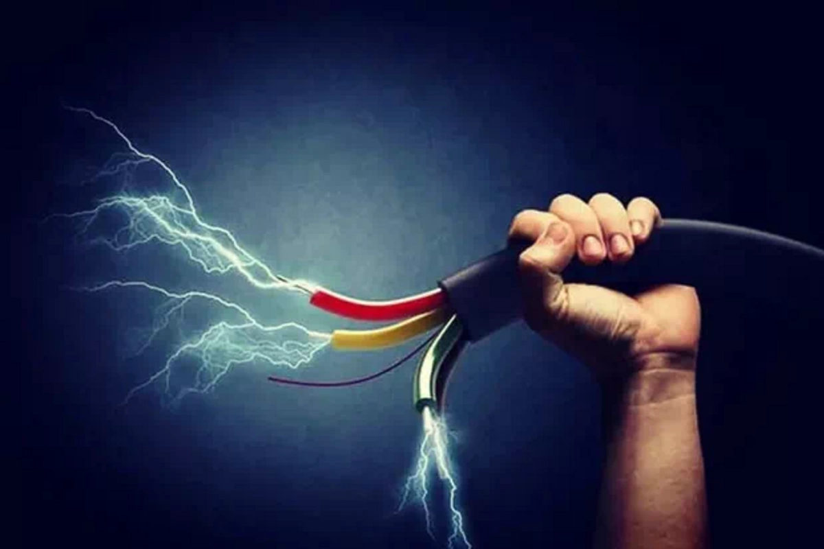 Şərurda 36 yaşlı kişini elektrik cərəyanı vurub