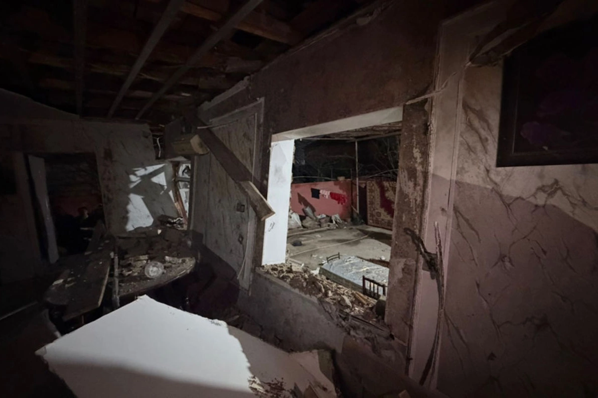 Şirvanda evdə partlayış - Ağır yaralı var