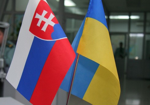 Slovakiya Ukraynaya 4,2 milyon avro məbləğində hərbi yardım edəcək