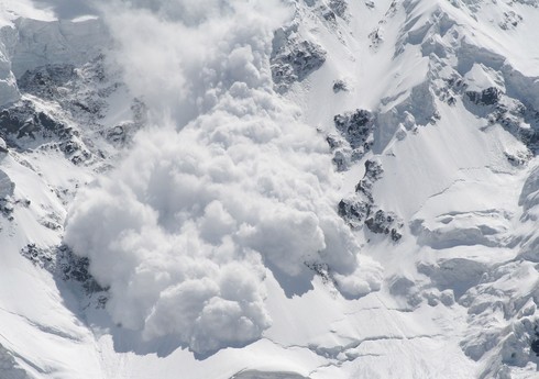 Slovakiyada qar uçqunu nəticəsində 2 nəfər ölüb