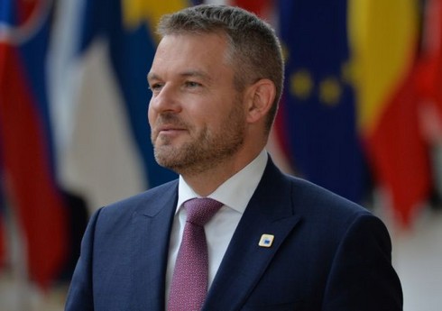 Slovakiyada seçkilərdə hakim koalisiyanın namizədi qalib gəlib