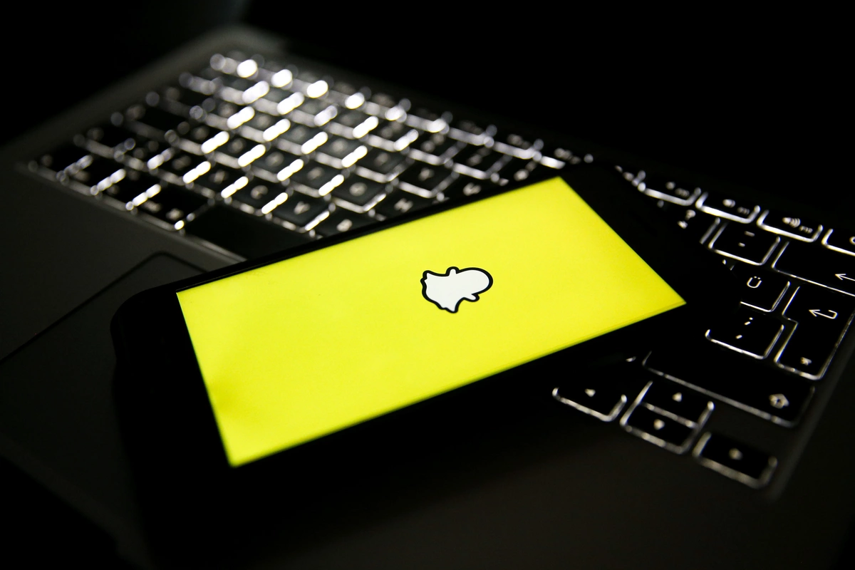 Snapçat şirkəti 1000 əməkdaşını ixtisar edir