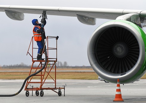S&P: Təyyarə yanacağına qlobal tələb gələn il pandemiyadan əvvəlki səviyyəyə qayıdacaq