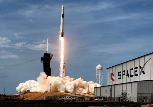 “SpaceX” 100 orbital peykin buraxılışını planlaşdırır
