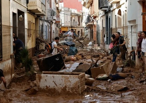 İspaniyada daşqınlarda ölənlərin sayı 158 nəfərə çatıb İspaniyada daşqınlarda ölənlərin sayı 158 nəfərə çatıb