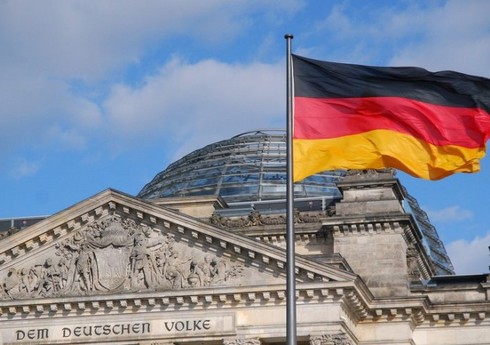 Spiegel: Bundesver NATO daxilində öz öhdəliklərini tam yerinə yetirə bilmir Spiegel: Bundesver NATO daxilində öz öhdəliklərini tam yerinə yetirə bilmir