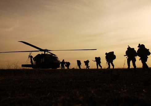 İsrail ordusu Yəməndəki husi qiyamçılarına xəbərdarlıq edib