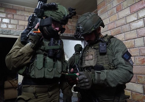 İsrail təhlükəsizlik qüvvələri terrorda şübhəli bilinən 17 şəxsi saxlayıb