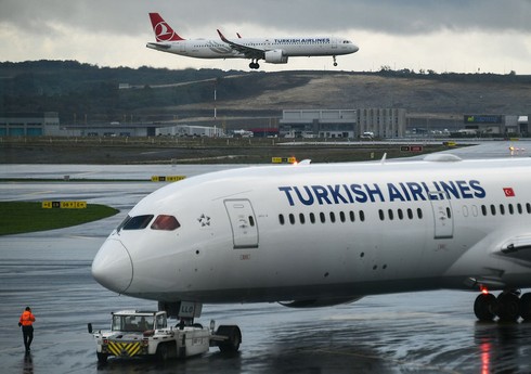 İstanbulda duman səbəbindən 100 reys ertələnib