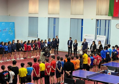 Stolüstü tennisçilər arasında ölkə kubokuna start verilib Stolüstü tennisçilər arasında ölkə kubokuna start verilib