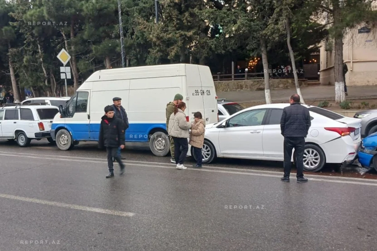 Sumqayıtda beş avtomobilin iştirakı ilə zəncirvari qəza olub