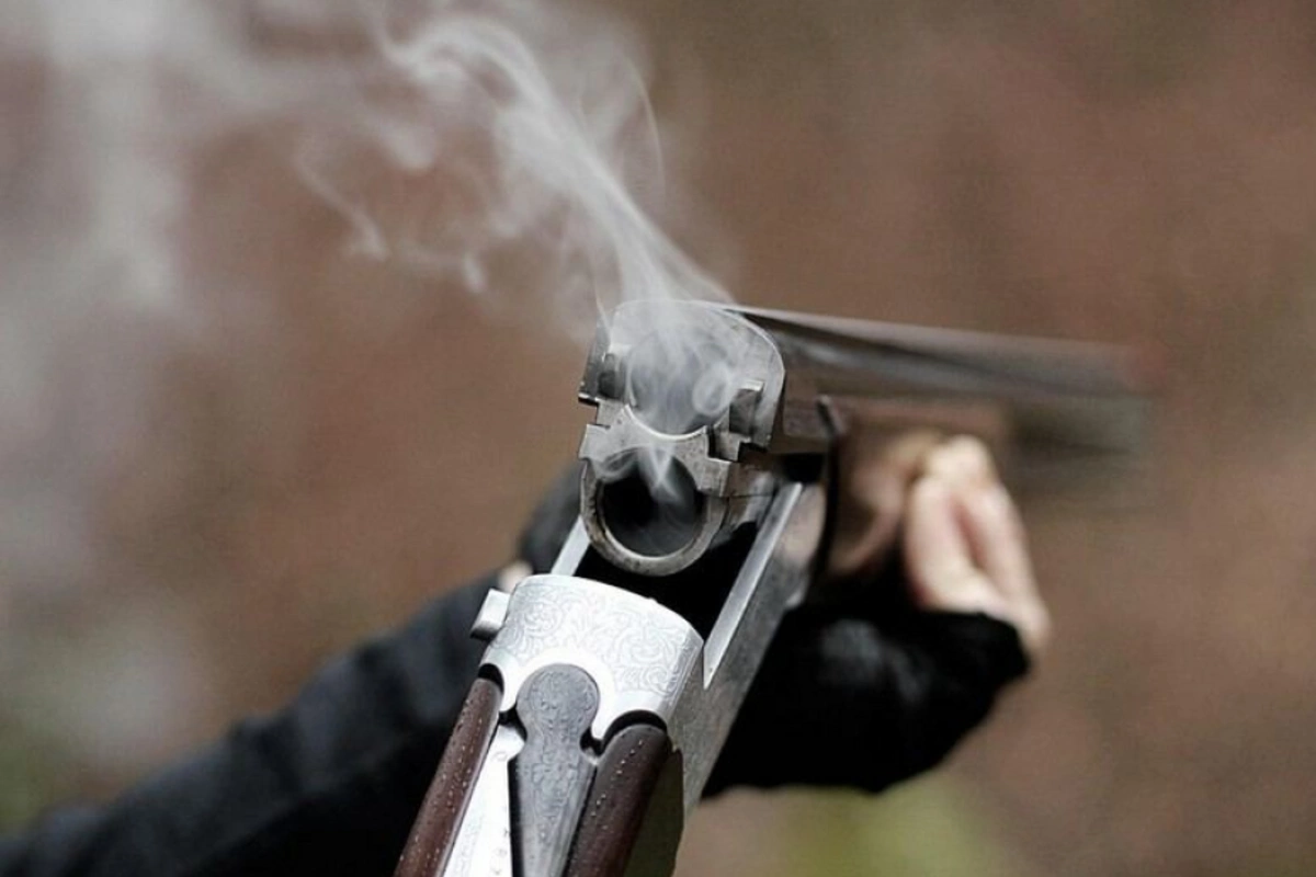 Sumqayıtda güllələnm: Bir nəfər ölüb