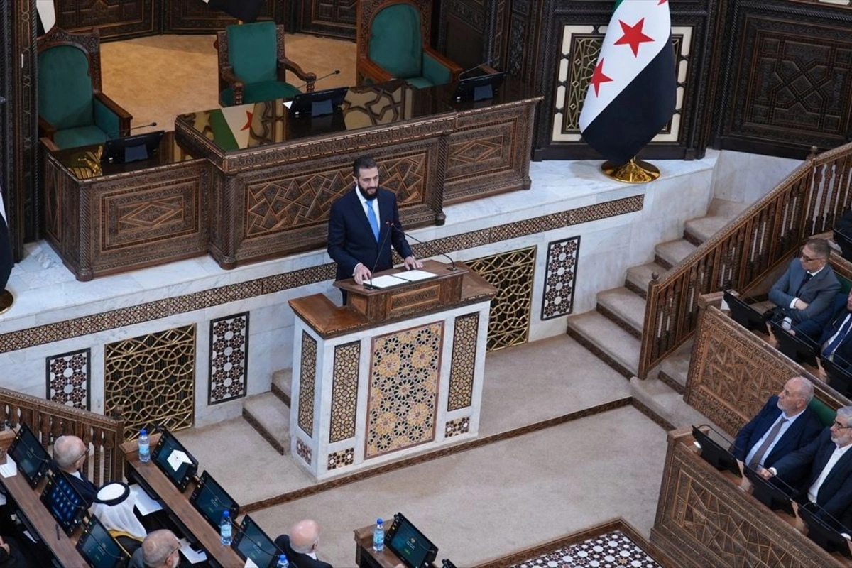Suriyada Əsəd dövründən sonra ilk Xalq Məclisi iclası keçirildi