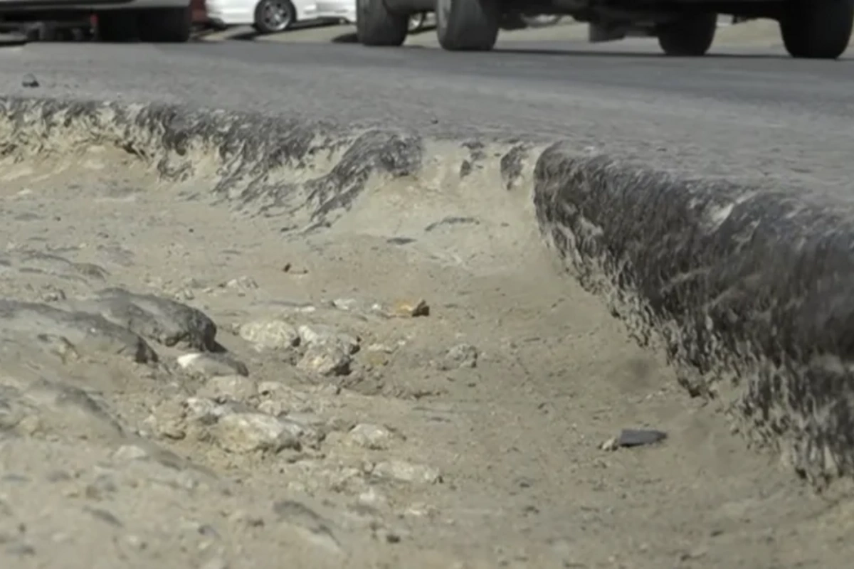 Sürücüləri bəlaya salan yol: 