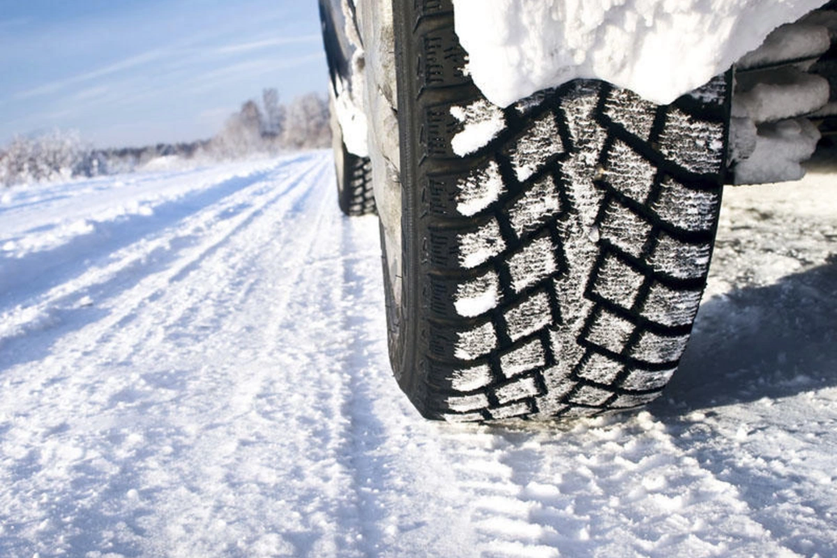 Sürücülərin nəzərinə - Yollar buz bağlayacaq.