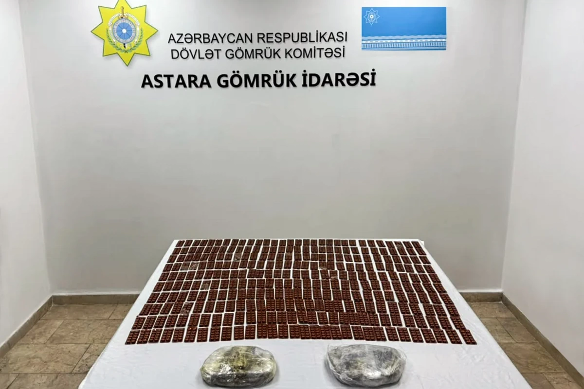 Sürücünün belinə bağladığı narkotik vasitələr aşkarlandı