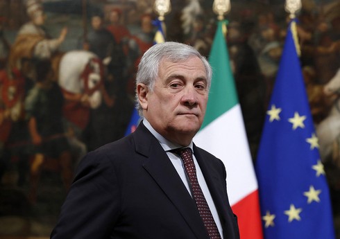 İtaliya Tehrandakı konsulluğunu bağlayıb