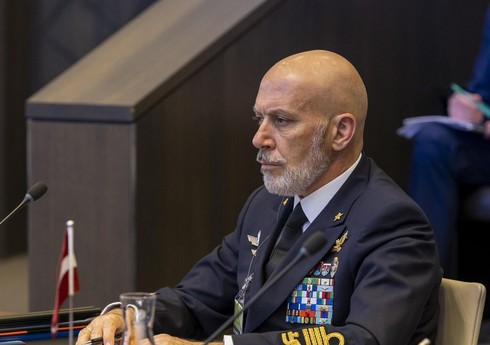 İtaliyalı admiral NATO hərbi komitəsinin yeni rəhbəri seçilib