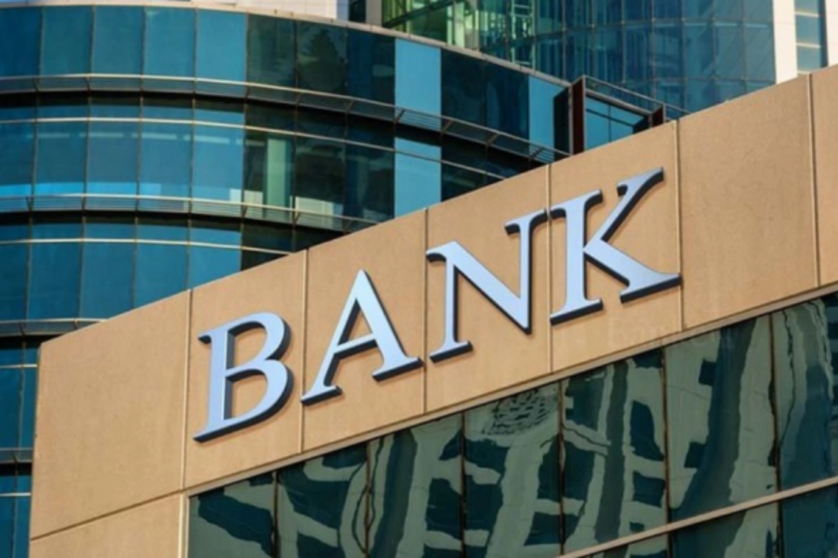 Tanınmış aktyor bankda işləyən gəlininə bu səbəbdən bahalı avtomobil alıb Tanınmış aktyor bankda işləyən gəlininə bu səbəbdən bahalı avtomobil alıb