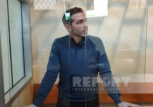 Tanınmış modeli döyərək şantaj etməkdə təqsirləndirilən şəxsin məhkəməsi başlayıb