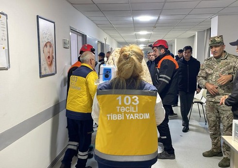 TƏBİB: Perinatal Mərkəzdəki yanğında bir nəfər tüstüdən zəhərlənib