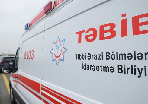 TƏBİB Sumqayıtda təcili yardım avtomobilinin qapısı açıq formada hərəkətinin səbəbini açıqlayıb