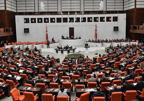 TBMM dezinformasiyaya görə cinayət təqibini qanuniləşdirib
