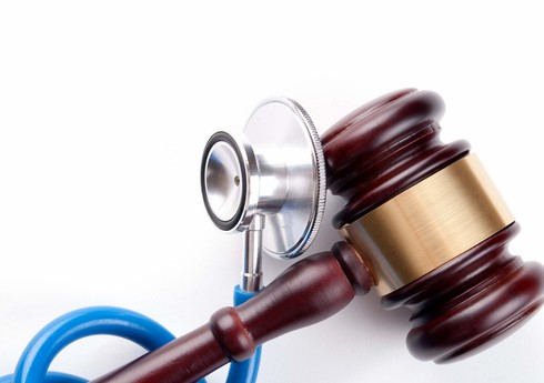 Tibb müəssisəsinin şöbə müdiri barəsində cinayət işi məhkəməyə göndərilib