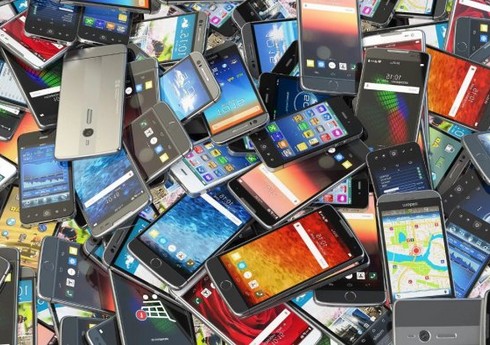 Tovuzda 6300 manatlıq mobil telefonlar oğurlanıb Tovuzda 6300 manatlıq mobil telefonlar oğurlanıb