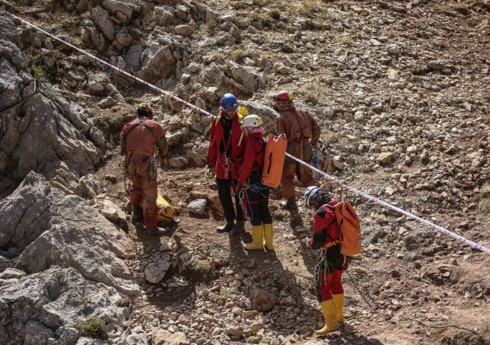 Türkiyə 32 alpinisti axtarış və xilasetmə əməliyyatı üçün İrana göndərib