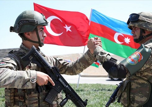 Türkiyə hərbçilərinin Azərbaycandakı mandatının uzadılması haqqında qanun qüvvəyə minib