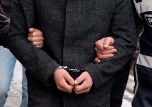 Türkiyə polisi İstanbulda İŞİD-ə qarşı əməliyyat keçirib, 17 nəfər saxlanılıb Türkiyə polisi İstanbulda İŞİD-ə qarşı əməliyyat keçirib, 17 nəfər saxlanılıb