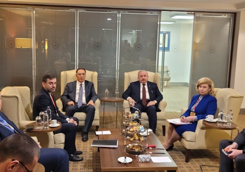 Türkiyə Rusiya və Ukrayna arasında humanitar dəhliz açmaq istəyir Türkiyə Rusiya və Ukrayna arasında humanitar dəhliz açmaq istəyir