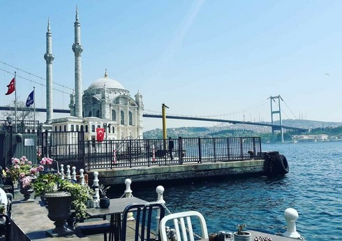 Türkiyə son 7 ayda rekord sayda turist gəlib