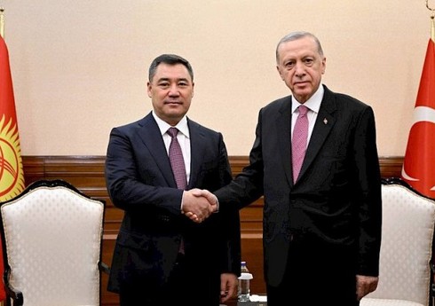 Türkiyə və Qırğızıstan liderləri regional məsələləri müzakirə ediblər