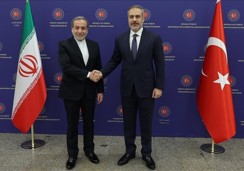 Türkiyə və İran XİN başçıları arasında telefon danışığı olub