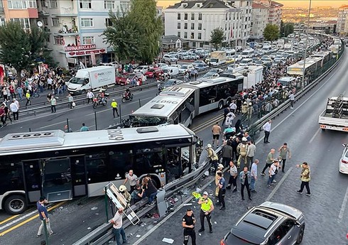 Türkiyədə ağır yol qəzası olub, 42 nəfər yaralanıb