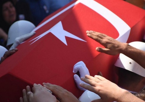 Türkiyədə hərbçiləri daşıyan avtobus qəza törədib, 1 əsgər şəhid olub, 12 -si yaralanıb