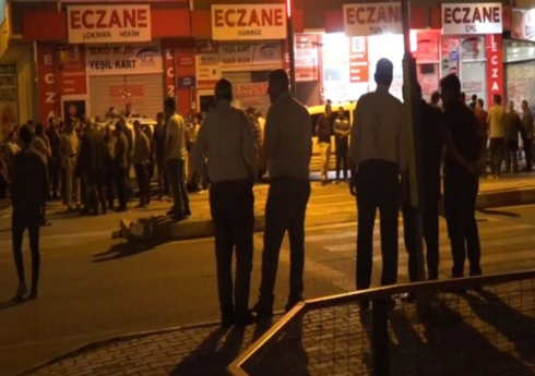 Türkiyədə kütləvi dava zamanı 1 nəfər ölüb, 11 insan yaralanıb