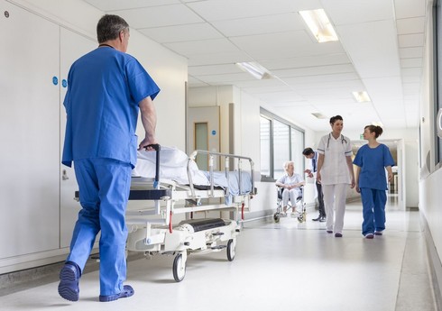 Türkiyədə məktəbdə 65 şagird qidadan zəhərlənib Türkiyədə məktəbdə 65 şagird qidadan zəhərlənib