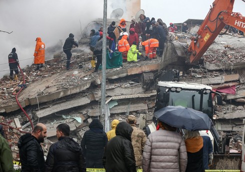 Türkiyədə zəlzələdə ölənlərin sayı 19 388-ə çatıb, 77 711 nəfər yaralanıb - YENİLƏNİB-2 Türkiyədə zəlzələdə ölənlərin sayı 19 388-ə çatıb, 77 711 nəfər yaralanıb - YENİLƏNİB-2