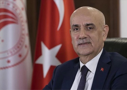 Türkiyəli nazir seçicilərə müraciət edib