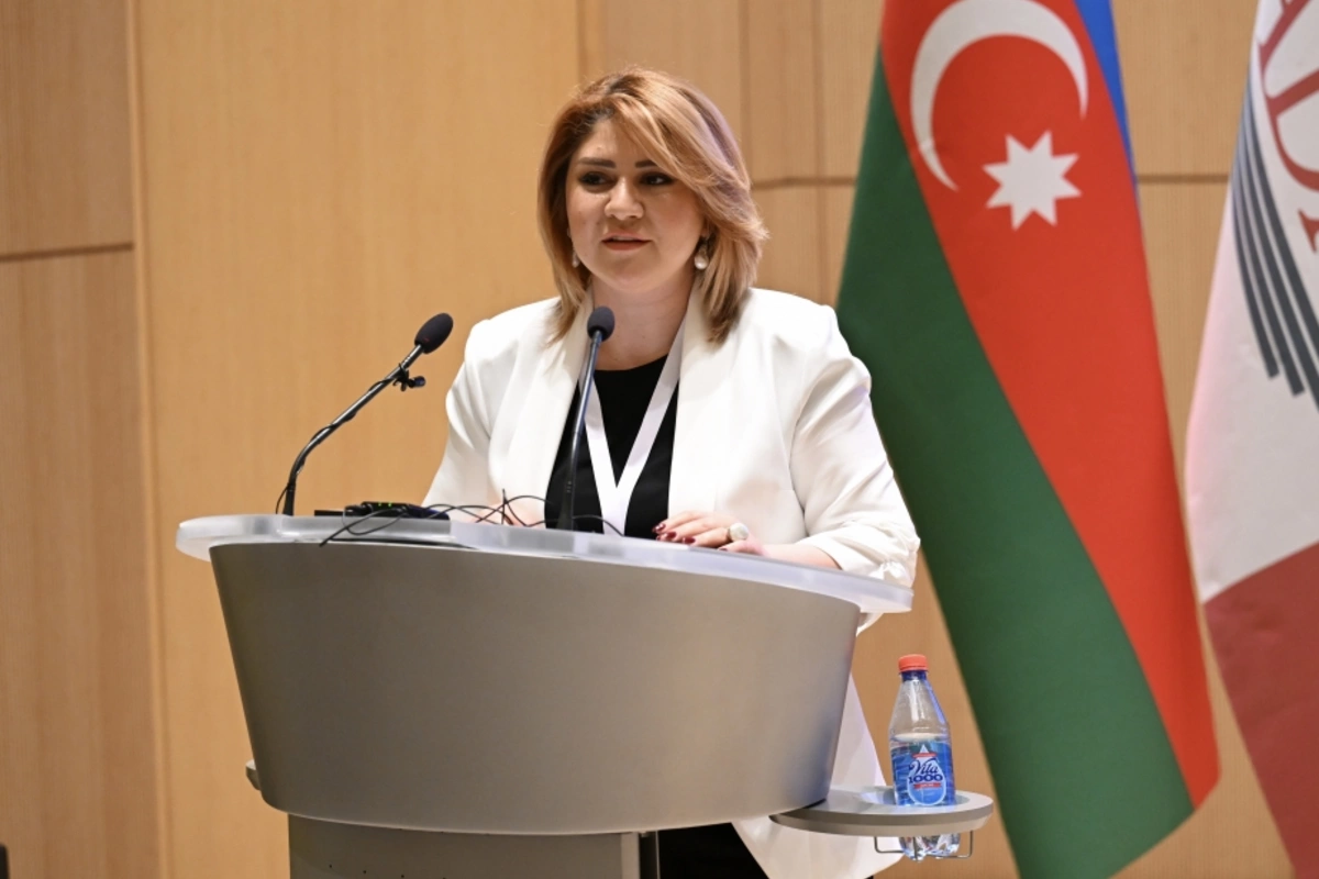 Turan Topalova vəzifəsindən ayrıldı