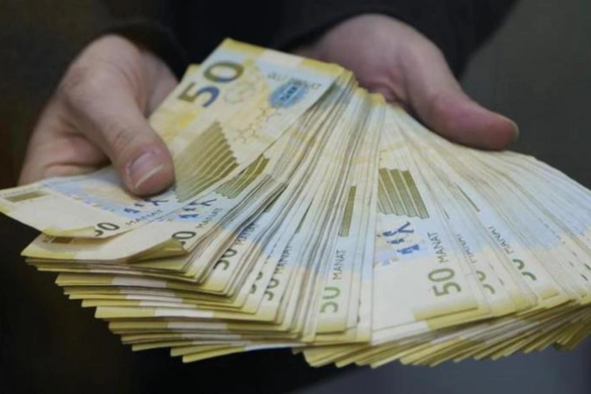 Turizm şirkətindən 20 min manat oğurlanıb