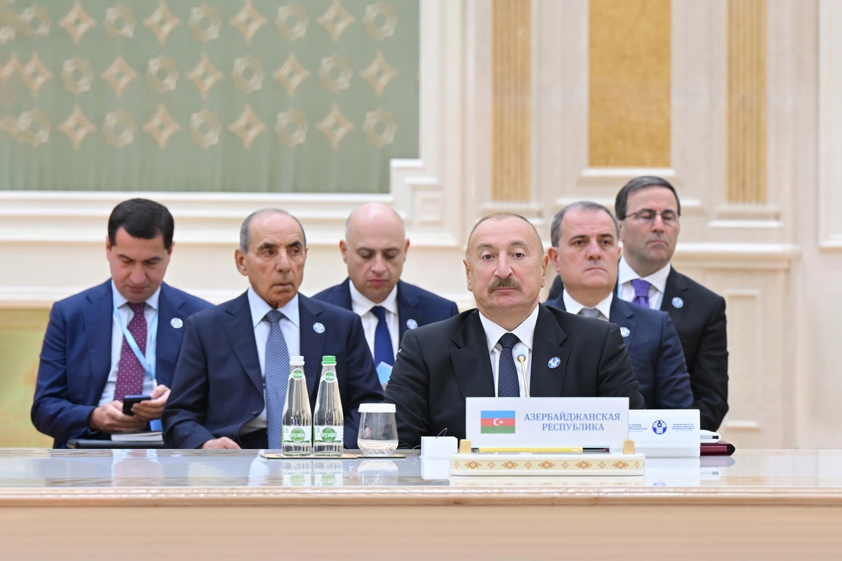 Türkmənbaşı şəhərində MDB Dövlət Başçıları Şurasının geniş tərkibdə iclası keçirilib