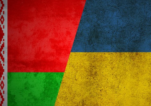 Ukrayna Belarusla iki müqaviləni ləğv edib