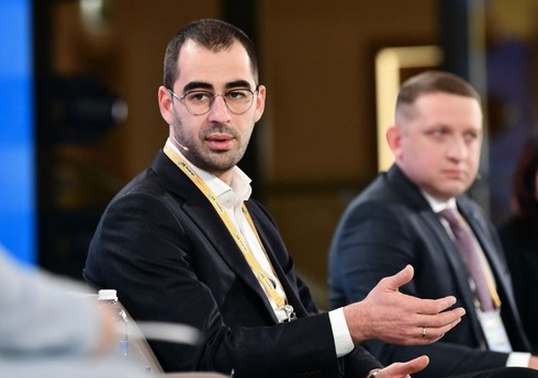 Ukraynada deputat istefa verib