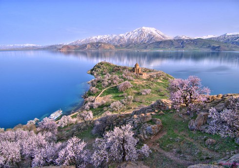 Vanda zəlzələ olub